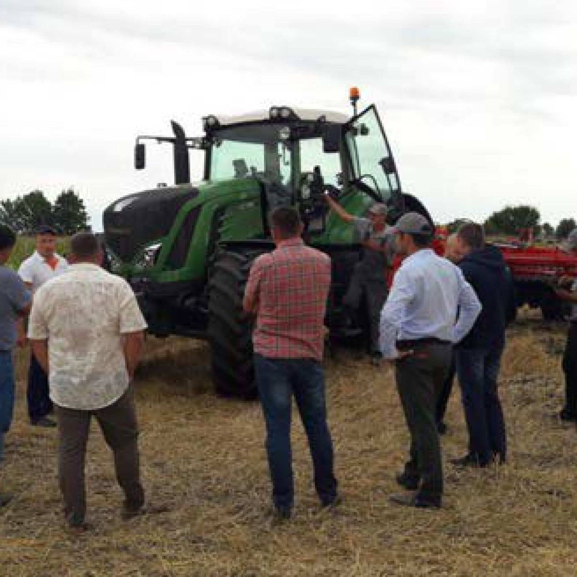 Демонстрація техніки