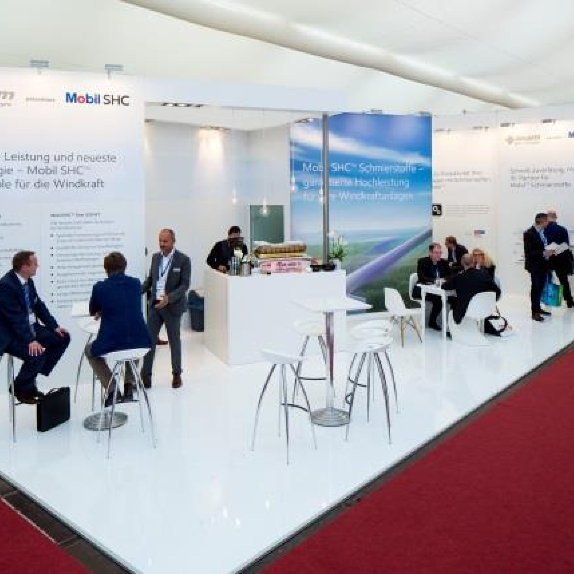 На галузевій виставці HUSUM Wind Fair компанію ExxonMobil представив місцевий дистриб’ютор Team Energie